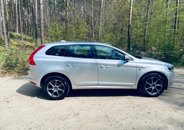 Volvo XC 60 cena 72000 przebieg: 150000, rok produkcji 2016 z Lubań małe 137